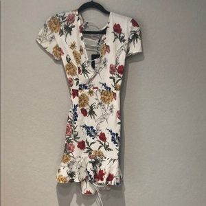 White criss cross back frill